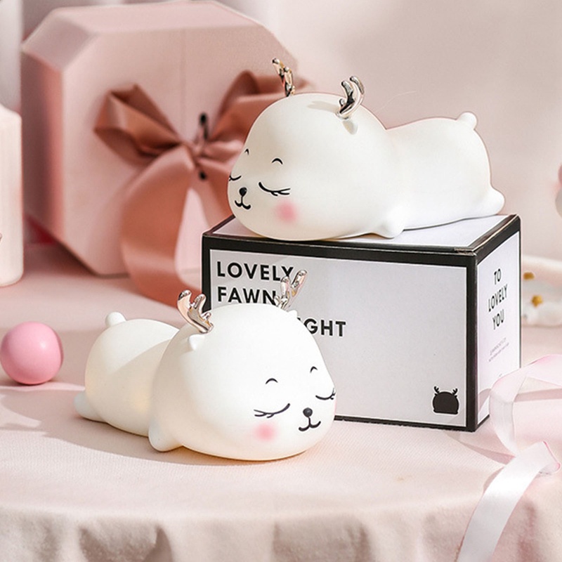 Đèn Ngủ Silicone Hình Chú Nai Dễ Thương Có Cổng Sạc Usb