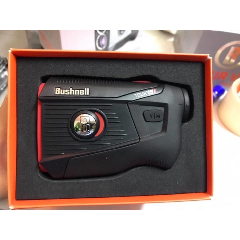 Máy đo khoảng cách chơi golf  BUSHNELL V5 tour