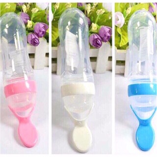Bình Thìa Ăn Dặm Silicon An Toàn Cho Bé