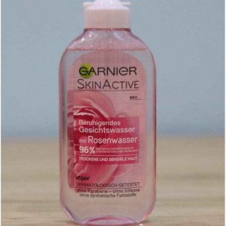 Hàng Đức NƯỚC HOA HỒNG GARNIER chiết xuất từ hoa hồng tươi