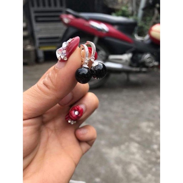 Bông tai phong thủy bạc ta