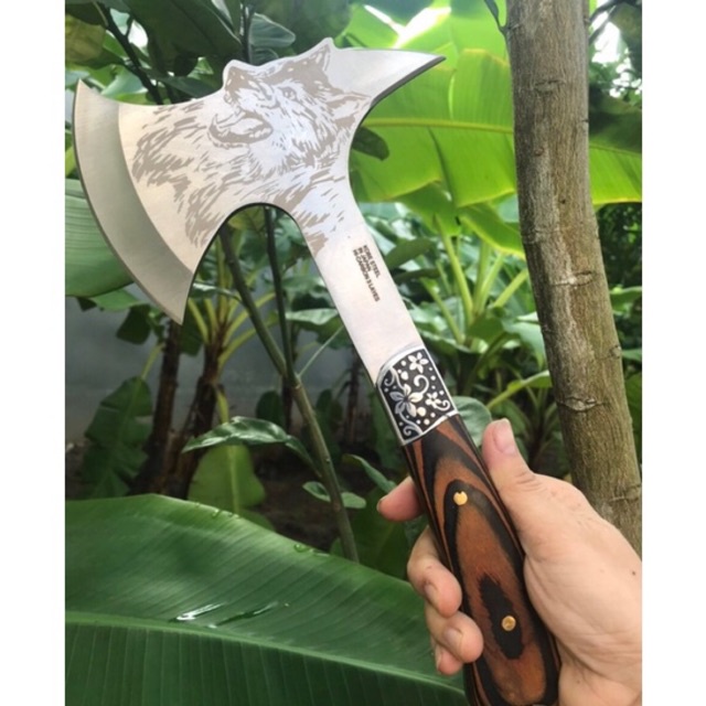 Rìu sói - dụng cụ sinh tồn cắm trại