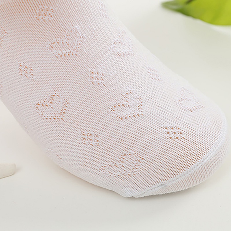 Đôi tất màu nhạt in họa tiết dễ thương phong cách Hàn Quốc tiện lợi