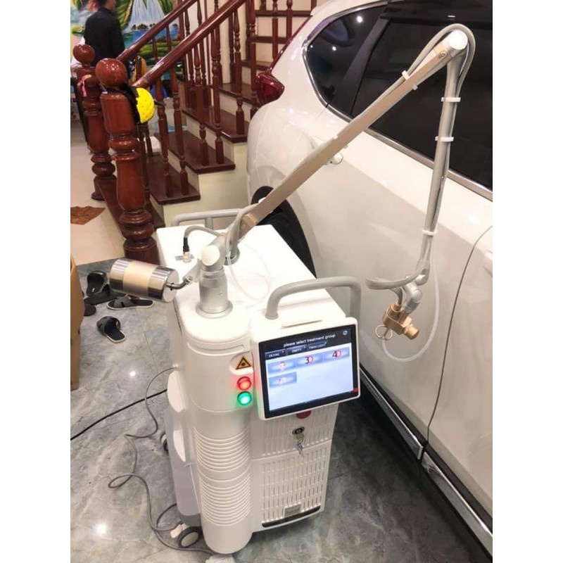 MÁY ĐIỀU TRỊ SẸO RỖ , TRẺ HOÁ LASER FRACTIONAL CO2