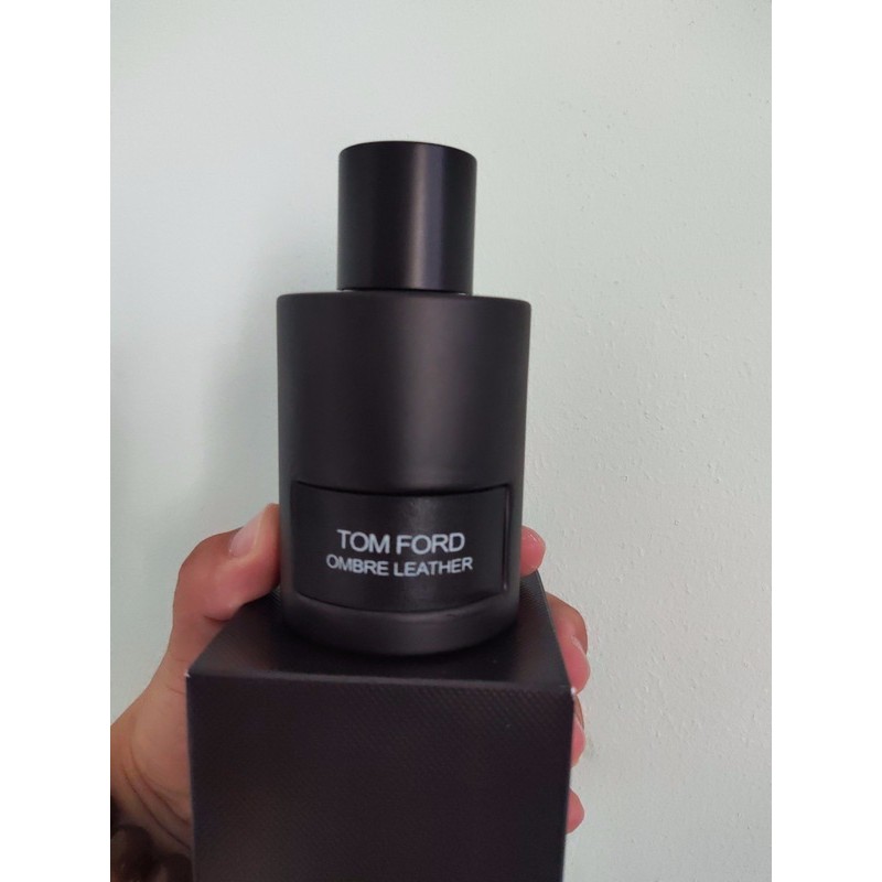 Nước Hoa tom.fod đen tròn nam 100ml | BigBuy360 - bigbuy360.vn