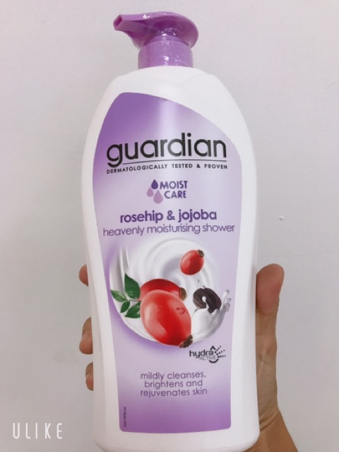 Kem tắm dưỡng ẩm chiết xuất hoa anh đào và sữa chua | BigBuy360 - bigbuy360.vn