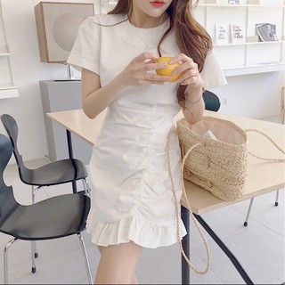 Đầm trắng dây rút chân bèo