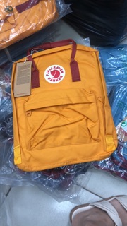 Balo Kanken Classic vàng nghệ