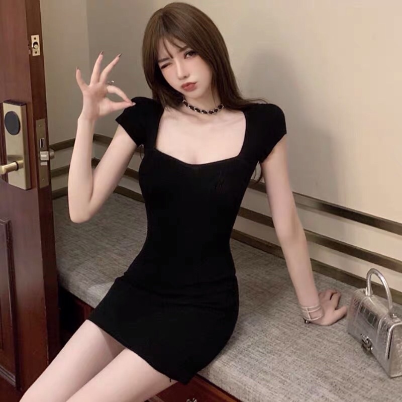 VÁY BODY DỆT KIM CỔ VUÔNG LƯỢN SÓNG