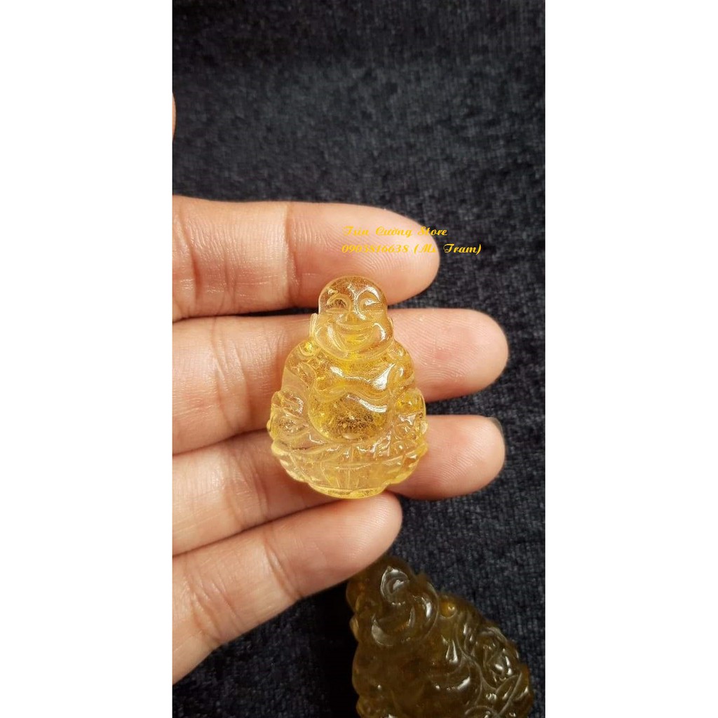 Mặt di lặc tóc vàng