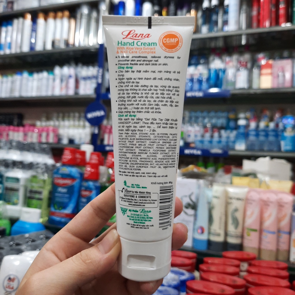 Kem Dưỡng Da Tay Lana Aloe Vera 80g