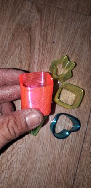 Sét 6 cái lò xo mini bằng nhựa