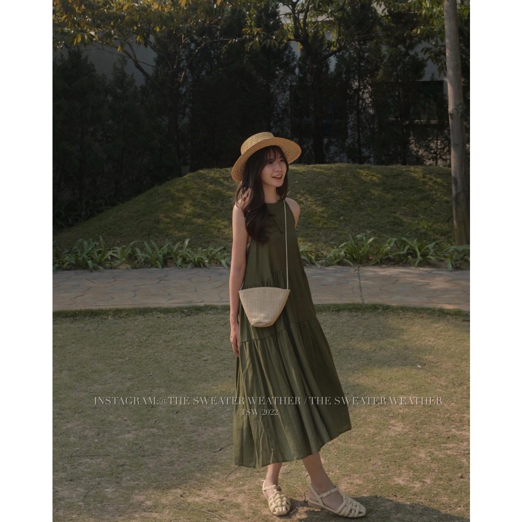 Váy kiểu nữ đi biển V.107, Váy maxi đũi xốp cổ yếm dáng babydoll xòe tầng cực xinh - Thời trang nữ Chấm Bi | BigBuy360 - bigbuy360.vn