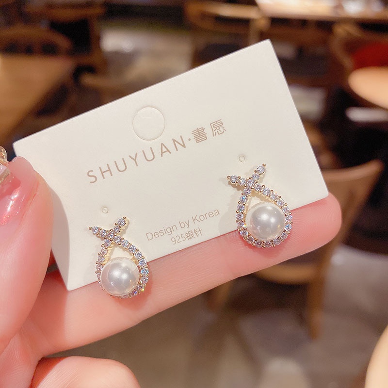 Khuyên Kẹp Vành Tai Đính Đá Ngọc Trai Giả Không Cần Lỗ CE0873