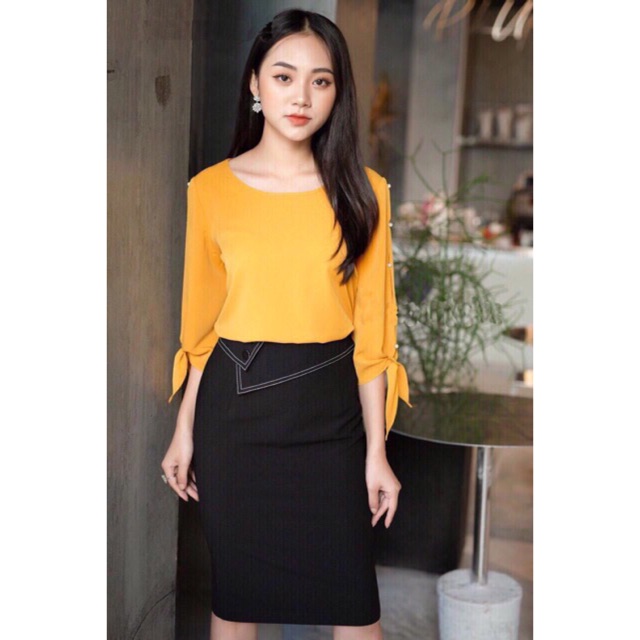 CHÂN VÁY BÚT CHÌ BODY KHUY SẮT