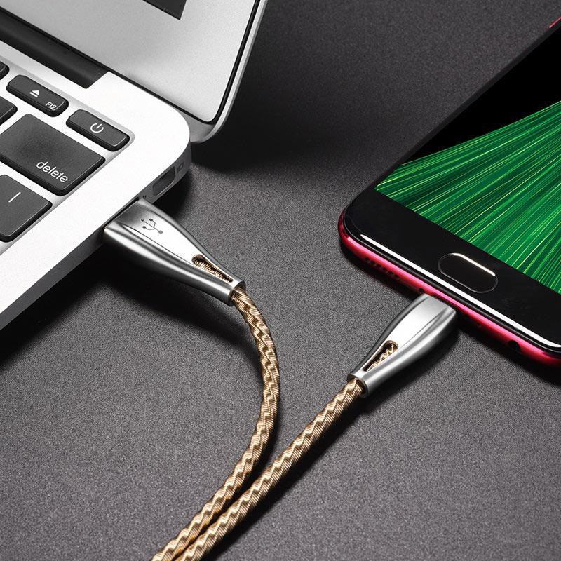 Cáp sạc nhanh và truyền dữ liệu Hoco U56 Metal armor cổng microUS, hỗ trợ QC3.0, điện áp 2.4A max, dài 1.2M - Chính hãng