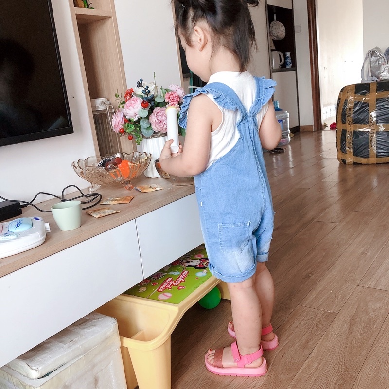 Quần yếm cho bé gái 1 tuổi đến 4 tuổi - Yếm bò đùi bé gái_bèo dây siêu đáng yêu