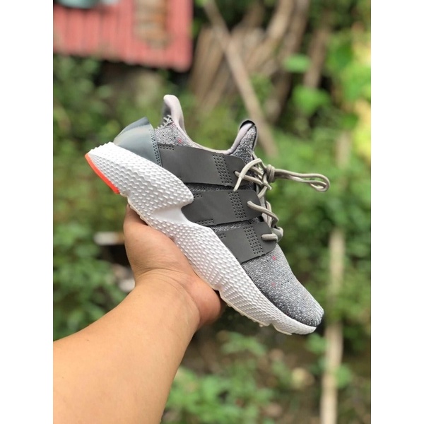 Giày thể thao prophere