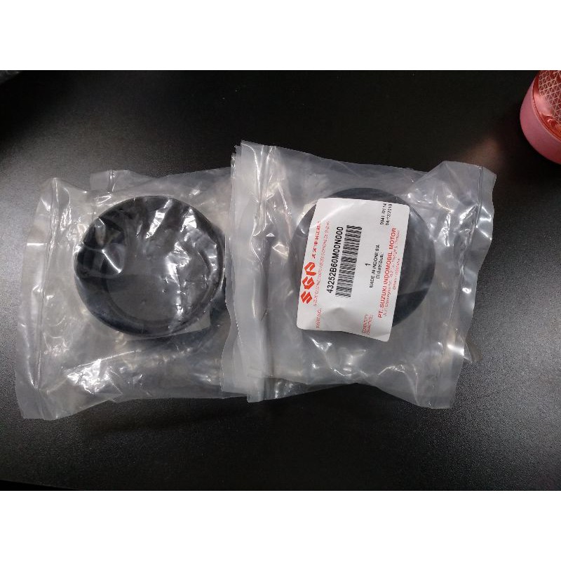 Nắp trục lazang Suzuki APV