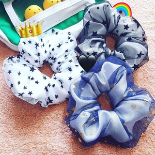 cột tóc scrunchies ngôi sao