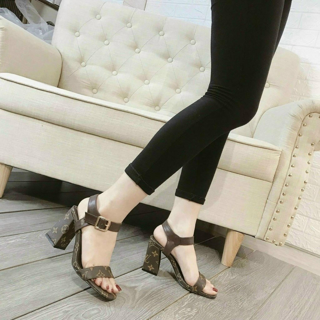 Giày cao gót nữ đế vuông quai ngang in họa tiết_Giày Sandal nữ cao 7p