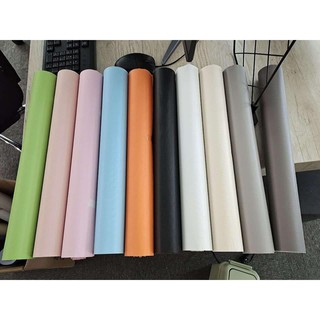Giấy dán tường màu be  nhám  màu pastel sẵn keo cuộn dài 10m khổ rộng 45cm