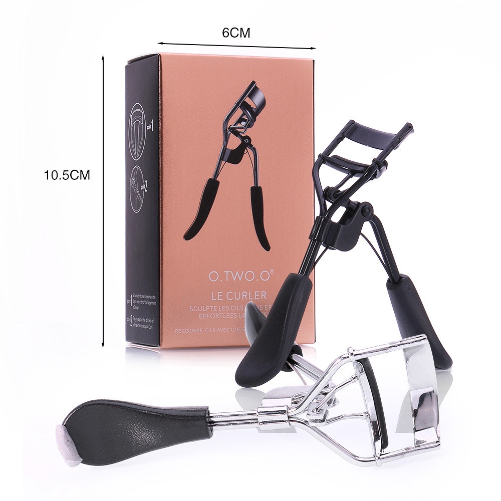 Dụng cụ bấm cong mi O.TWO.O tiện dụng