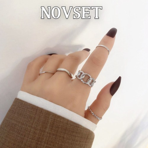 set 5 nhẫn hình tròn móc chéo nhau Novset