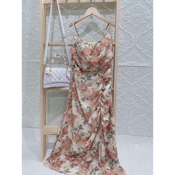 Váy maxi hoa nhí dáng dài xẻ đùi có cúp ngực