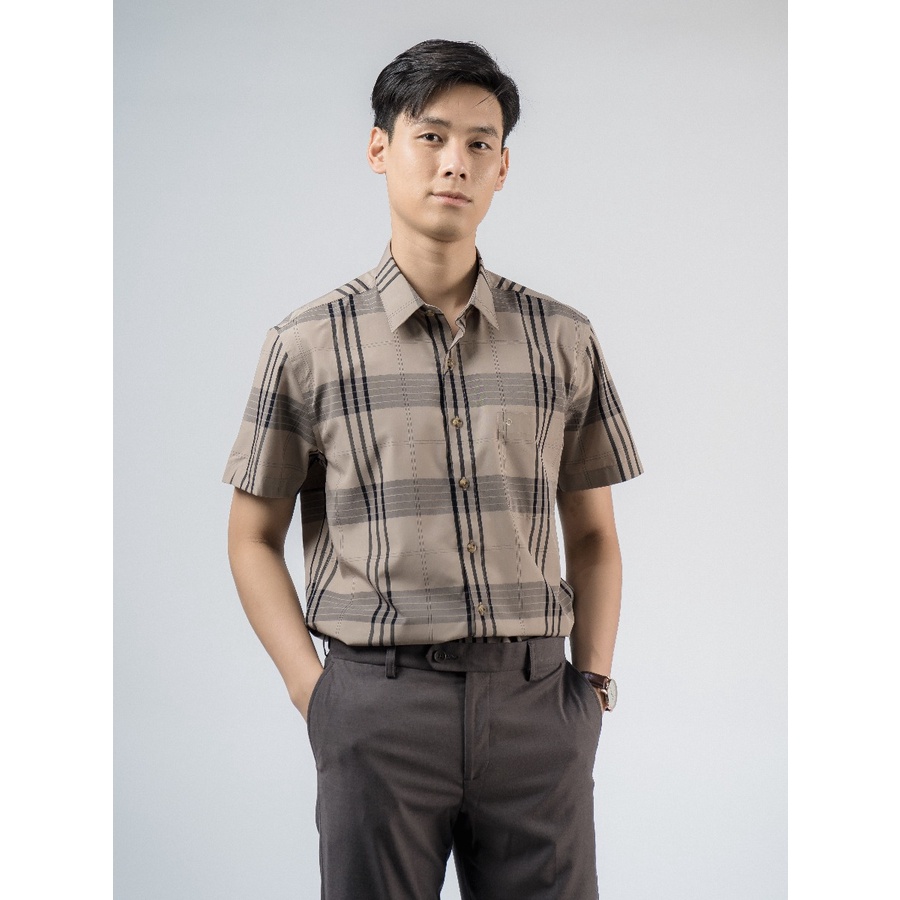 Áo sơ mi owen ngắn tay màu be navy kẻ caro body fit vạt ngang vải sợi tre BA220148NT