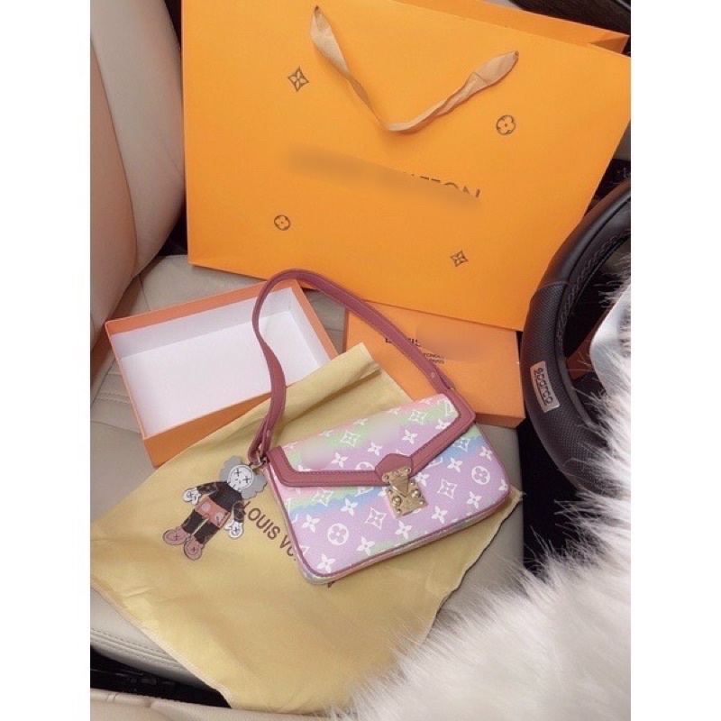 Túi xách Nữ - túi đeo chéo- kẹp nách lv kèm phụ kiện bản 2 dây( có video và ảnh shop quay) hàng lót nhung dập logo