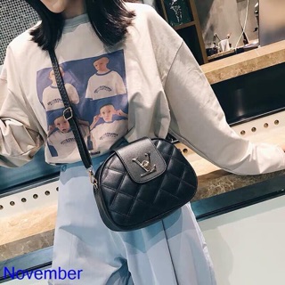 Túi LV quả trám