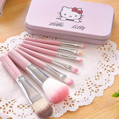 BỘ CỌ TRANG ĐIỂM CÁ NHÂN 7 MÓN XINH XẮN HELLO KITTY HỘP ĐẸP