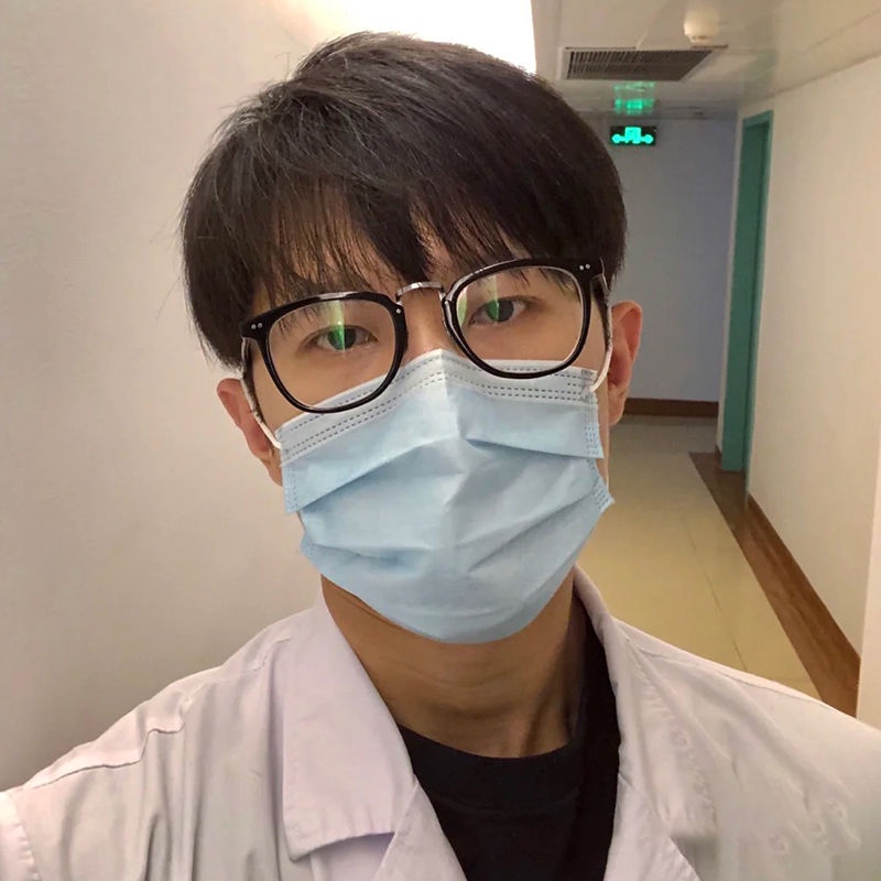 Kính. Kính Cận Gọng Vuông Màu Đen Cổ Điển Dễ Phối Đồ Chống Trượt Cho Nam