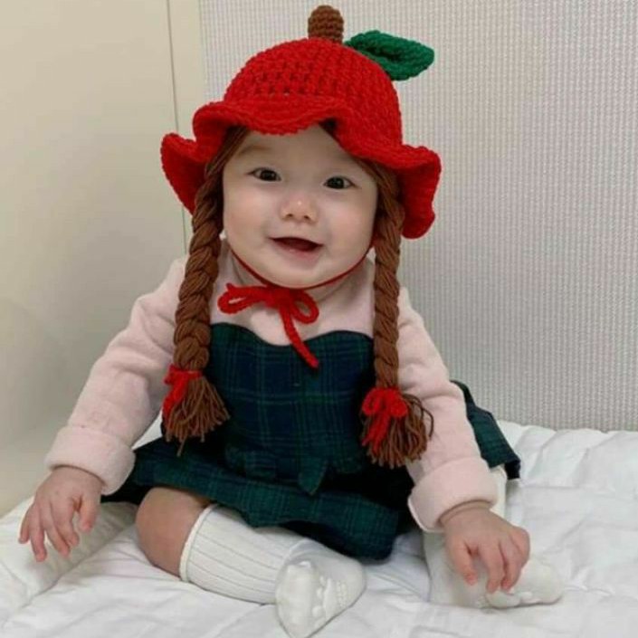 Nón mũ len mềm Táo Đỏ kèm bím tóc giả cho bé (4-8 tháng)