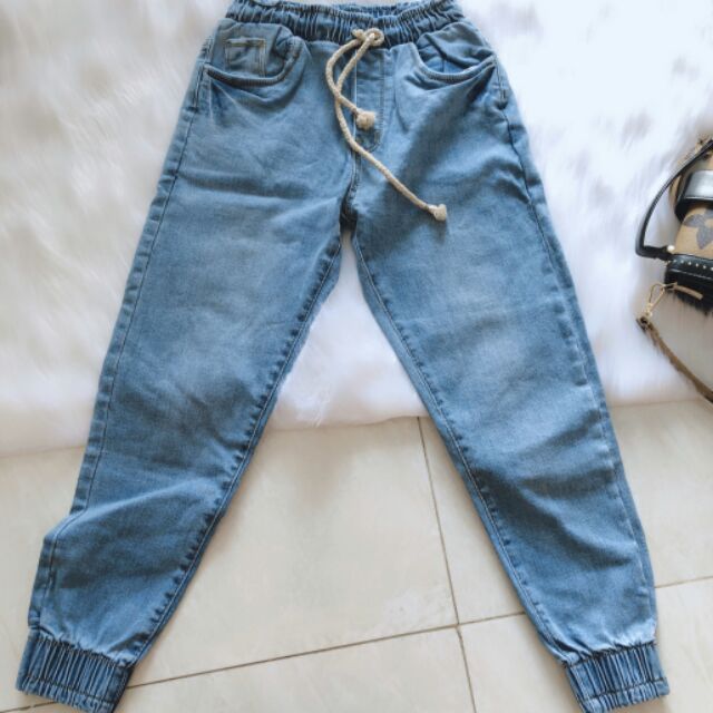 Quần Baggy có dây chun dễ mặc