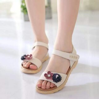 Sandal trẻ em