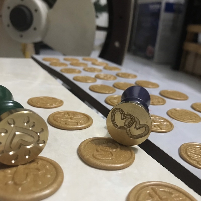 BỘ CON TEM SÁP CÓ SẴN DÍNH - hoàn chỉnh Instant Wax Seal