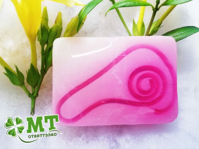 Xà bông dừa hoa hồng B.M.B (1 cục 95g)