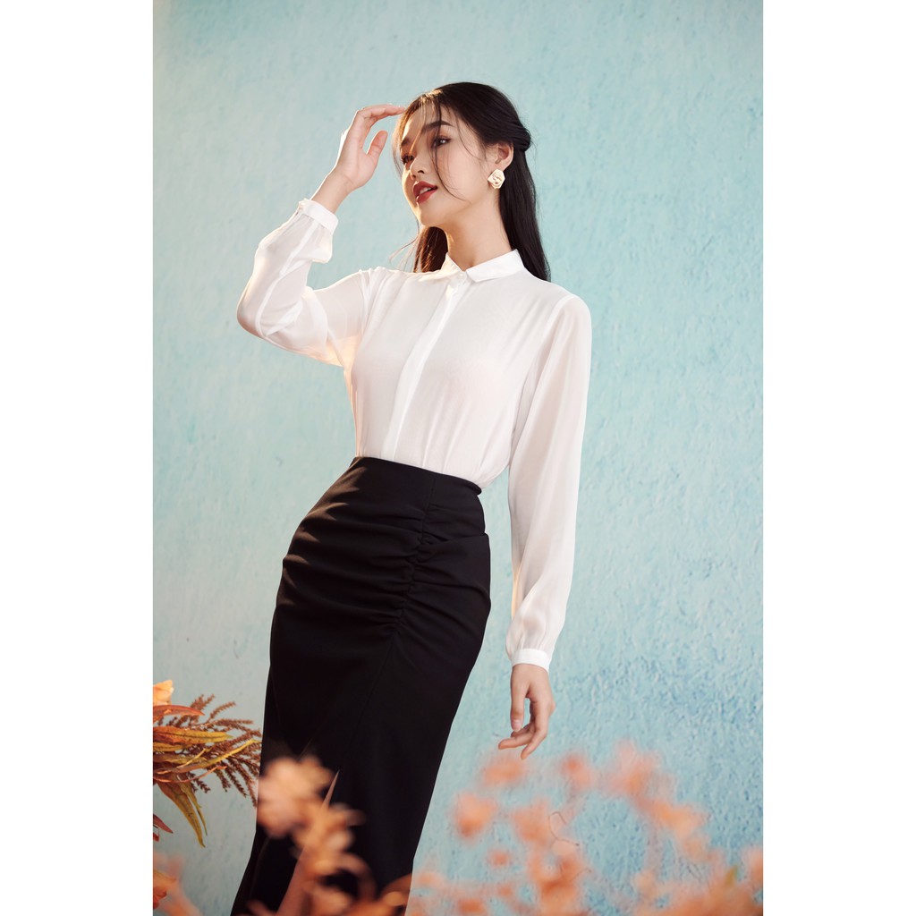 [Mã FADIRECT20 giảm 20K đơn 150K] KOKA Chân váy nhún bên xẻ midi có lót CO01401 | BigBuy360 - bigbuy360.vn