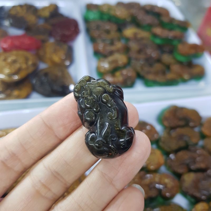 Dây Chuyền Mặt Tỳ Hưu Đen Ánh Sa phia đẹp kèm dây đeo cổ
