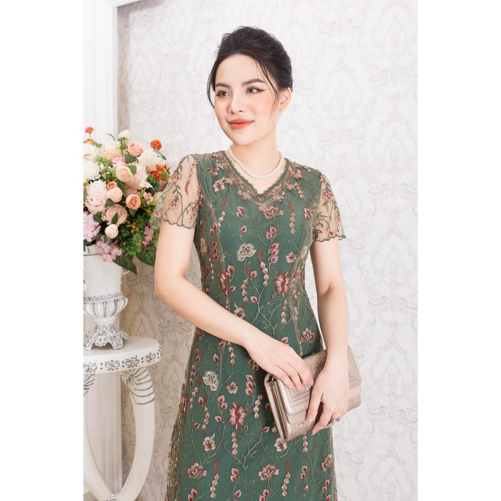 Đầm trung niên Ladyshop Đầm đi tiệc suông ren thêu cổ tim cao cấp TK689 -KLH)(