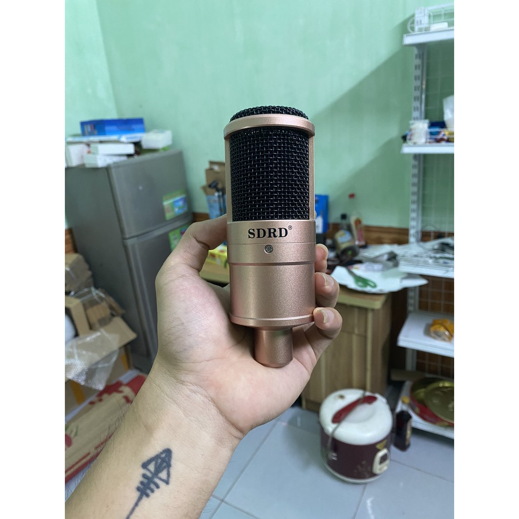 Mic Thu Âm SD203 Hàng Loại 1 . Thiết Kế Đầu Mic Bo Tròn Cực Kì Đầm Tay . Chất Âm Cực Hay , Độ Bền Cực Cao