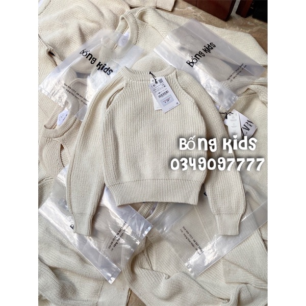 Áo Len Dáng Ngắn Bé Gái Khoét Ngực Kem Sữa ZR(cắt tag)