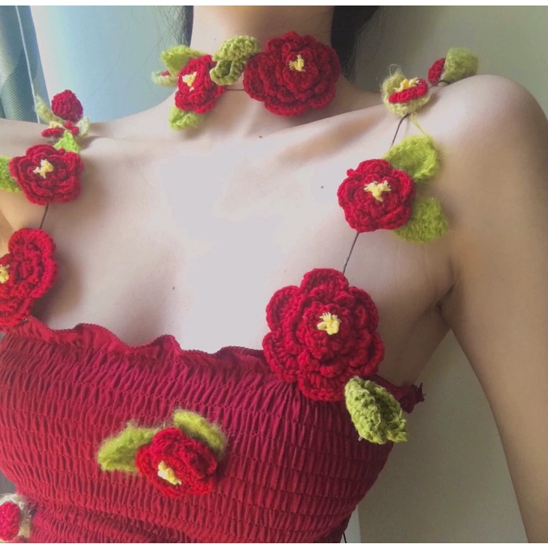 Áo Nàng thơ hoa mẫu đơn len móc handmade dáng lửng dành cho bạn gái