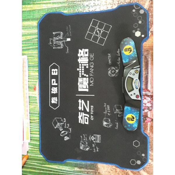 Stackmat Gen 4 timer + Qiyi mini mat