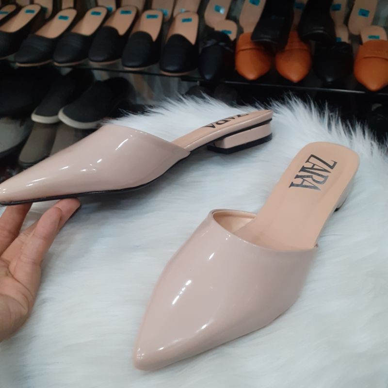 Sục nữ da mềm mang êm chân