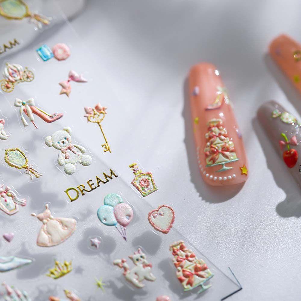 Miếng Dán Trang Trí Móng Tay Họa Tiết Thỏ / Gấu Hoạt Hình Dễ Thương Dành Cho Nữ