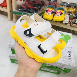Sandan cho bé trai