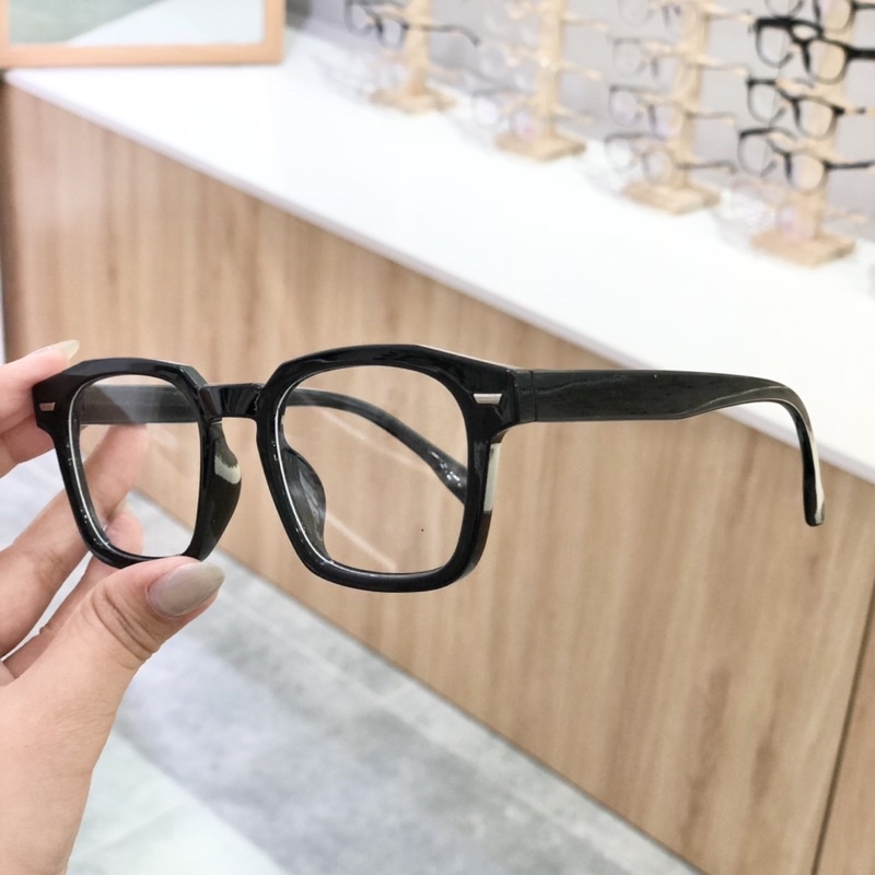 KÍNH VUÔNG UNISEX BY MCSTORE